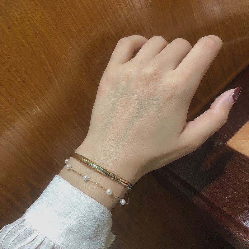 Elegant Gold Pearl Layered Bracelet – Minimalist Adjustable Dainty Chain Bangle for Women