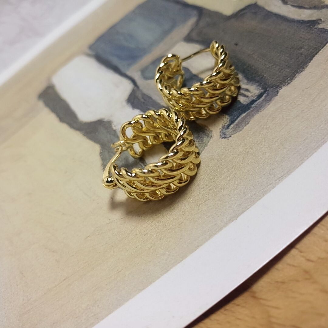 Gold Braided Rope Hoop Earrings – Chunky Twisted Huggie Statement Earrings for Women